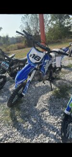 X16